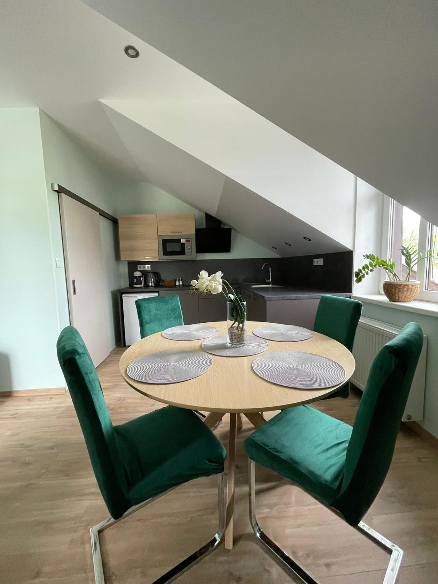 Apartmany Jasmin Liberec Bagian luar foto