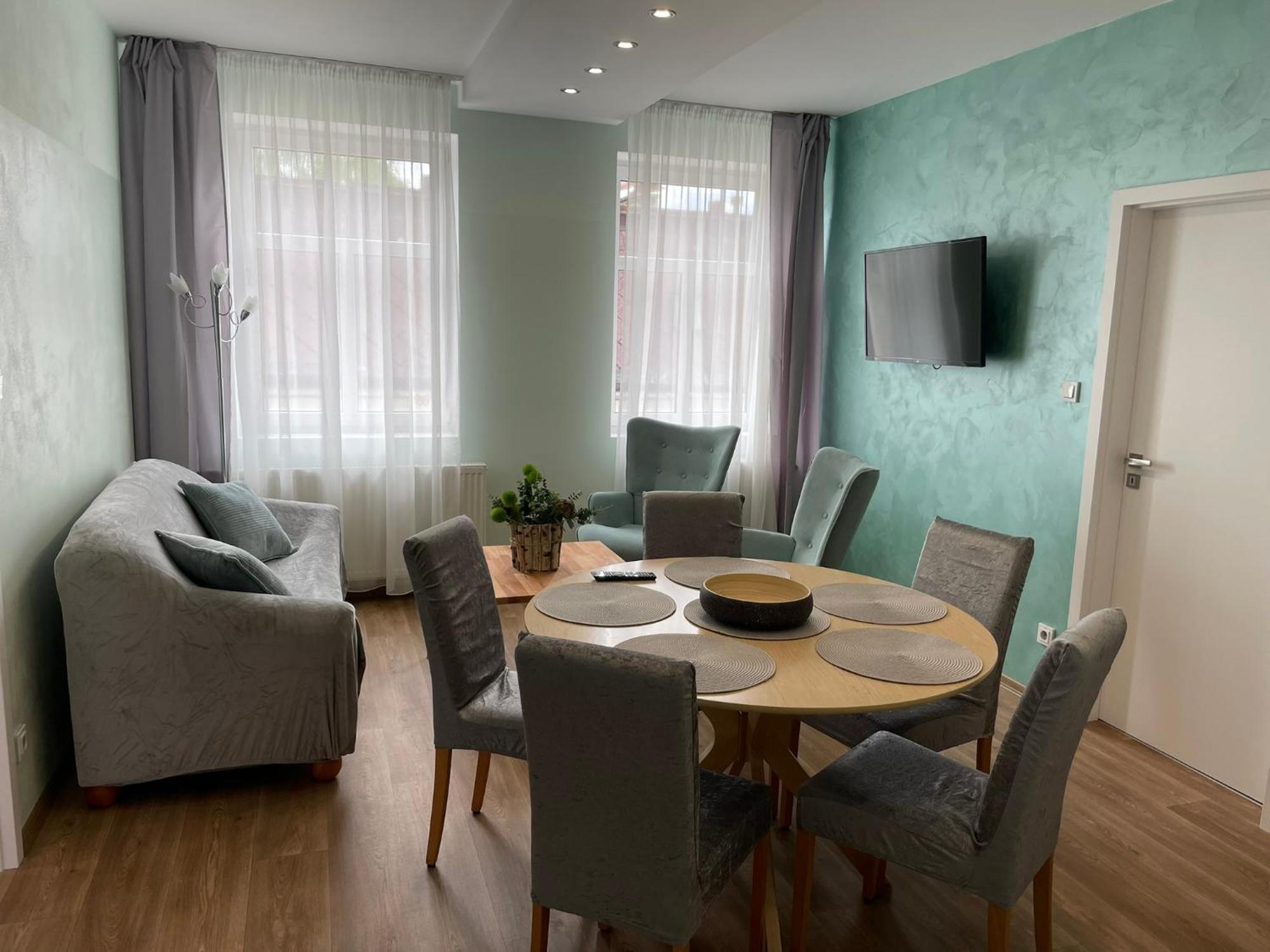 Apartmany Jasmin Liberec Bagian luar foto