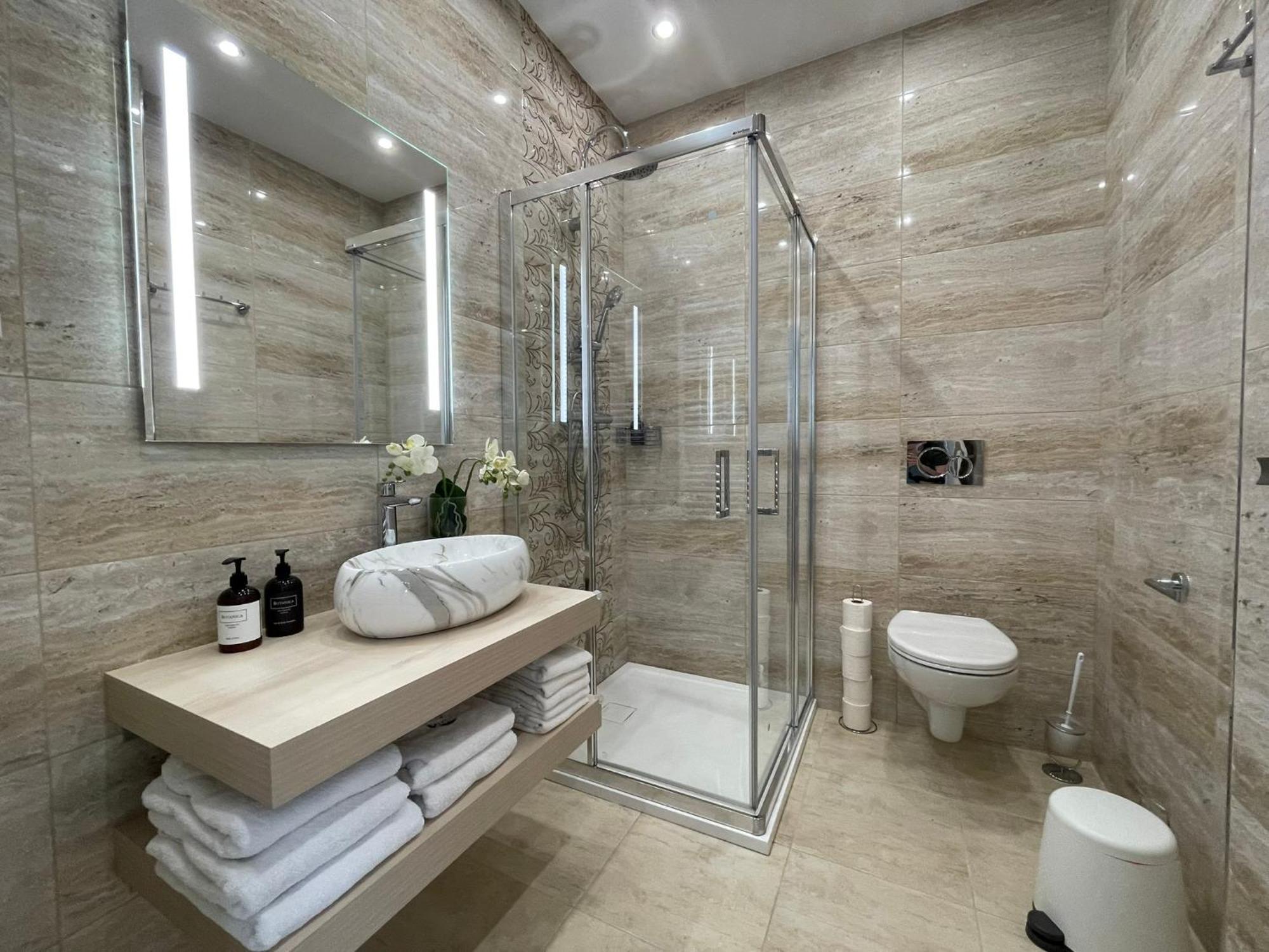 Apartmany Jasmin Liberec Bagian luar foto